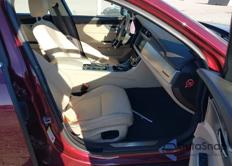 2017 Jaguar Xf 35T Premium from USA, damaged, VIN SAJBD4BV2HCY51953